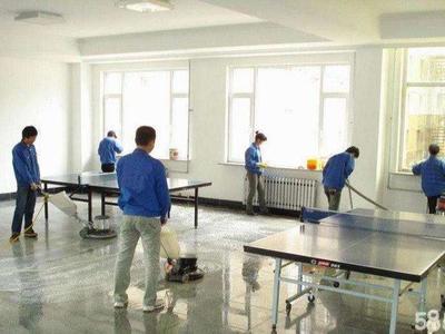 萬潔居家政日常保潔、擦玻璃、家電清洗、甲醛治理、地毯清洗、沙發(fā)清洗、開荒保潔、外墻清洗、商場(chǎng)開荒保潔、工程開荒保潔、瓷磚美縫、衣櫥整理、鐘點(diǎn)工等服務(wù)