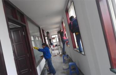 朝陽新城專業(yè)清潔服務(wù) 為您的新居舊宅、別墅寫字樓帶來嶄新面貌